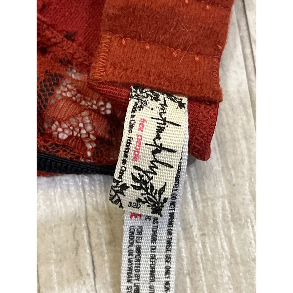 Free People Intimately Lace Balconette Underwire Bra Rust Red Black 32D